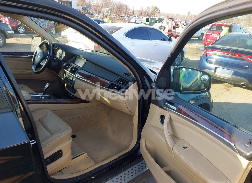 Photo 5 of 2009 Bmw X5 XDRIVE30I (VIN 5UXFE43549L269011)