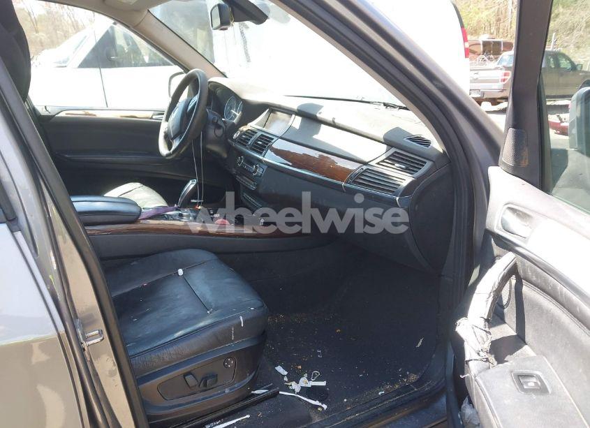 Photo 5 of 2010 Bmw X5 XDRIVE30I (VIN 5UXFE4C5XAL279224)