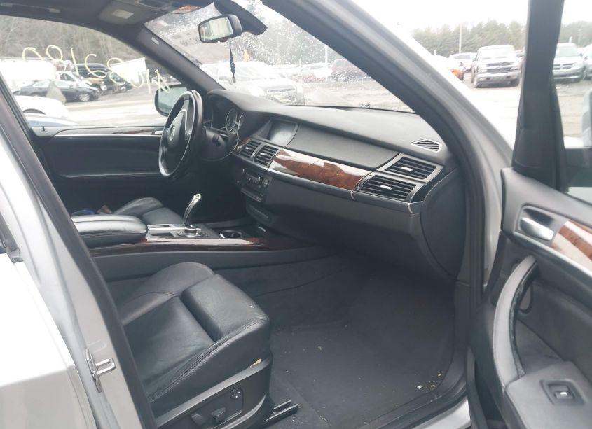 Photo 5 of 2010 Bmw X5 XDRIVE30I (VIN 5UXFE4C5XAL383261)