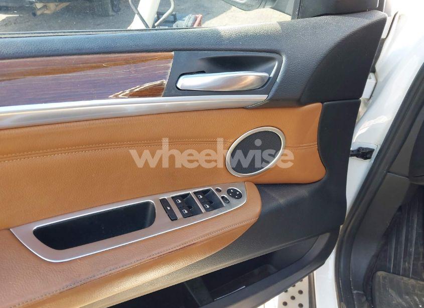 Photo 14 of 2010 Bmw X5 XDRIVE35D (VIN 5UXFF0C55ALT75333)