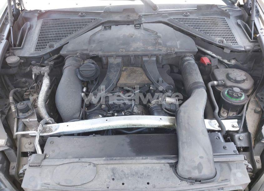 Photo 6 of 2010 Bmw X5 XDRIVE35D (VIN 5UXFF0C5XALT84450)