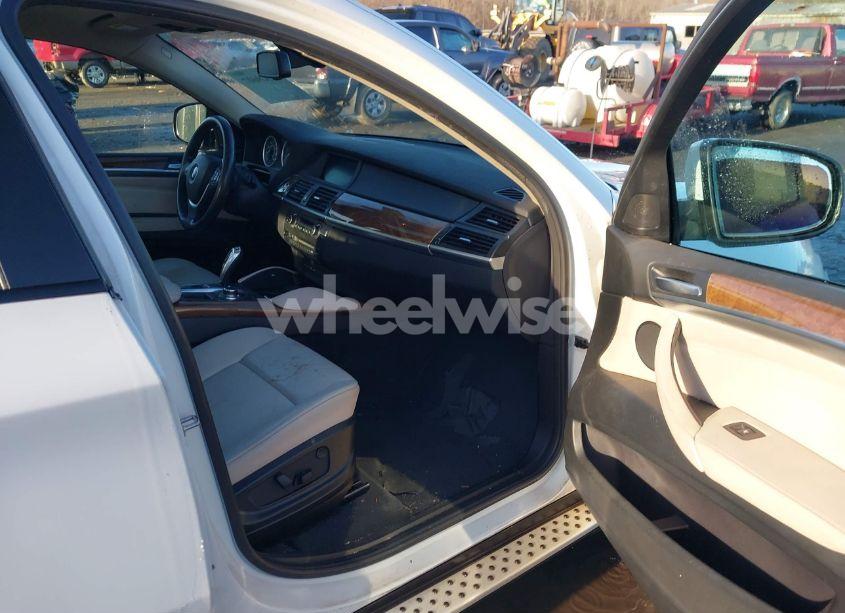 Photo 5 of 2011 Bmw X6 XDRIVE35I (VIN 5UXFG2C50BLX06183)