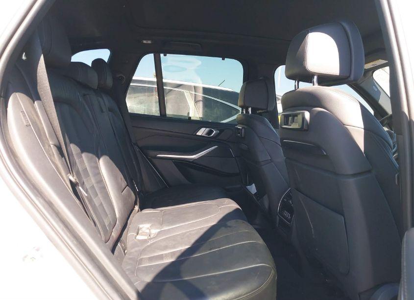 Photo 8 of 2019 Bmw X5 XDRIVE50I (VIN 5UXJU2C50KLN64615)
