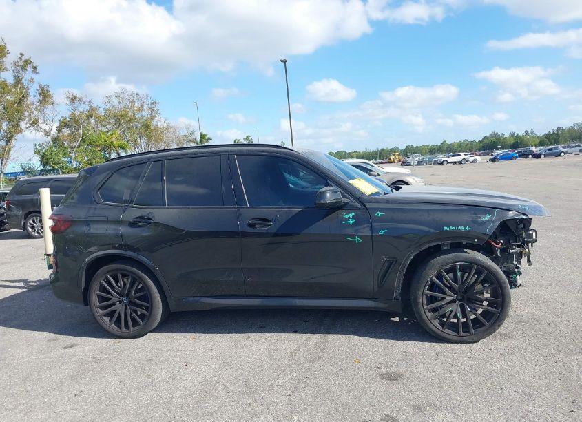 Photo 14 of 2021 Bmw X5 M50I (VIN 5UXJU4C00M9G08681)