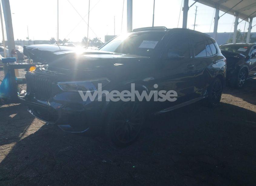 Photo 2 of 2022 Bmw X5 M50I (VIN 5UXJU4C01N9J87147)
