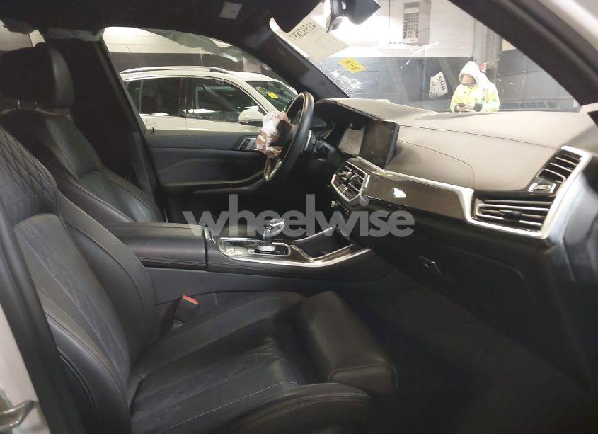 Photo 5 of 2022 Bmw X5 M50I (VIN 5UXJU4C01N9M81857)