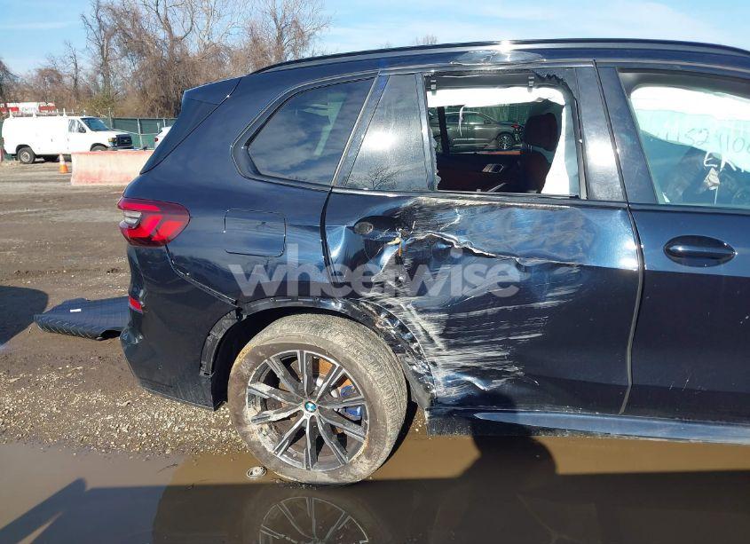 Photo 6 of 2022 Bmw X5 M50I (VIN 5UXJU4C07N9J37918)