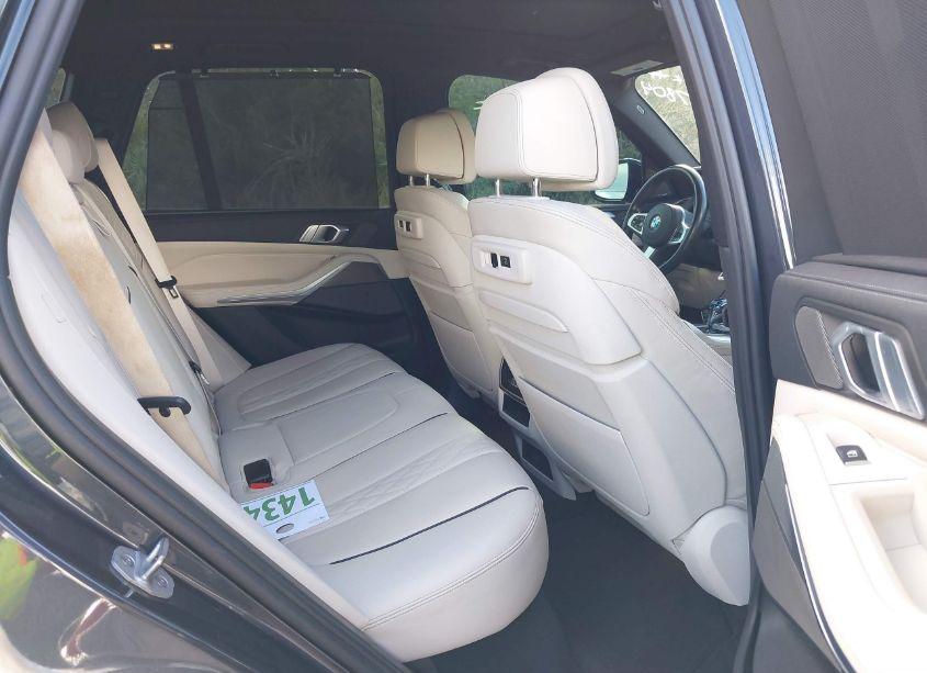 Photo 8 of 2021 Bmw X5 M50I (VIN 5UXJU4C09M9E88301)