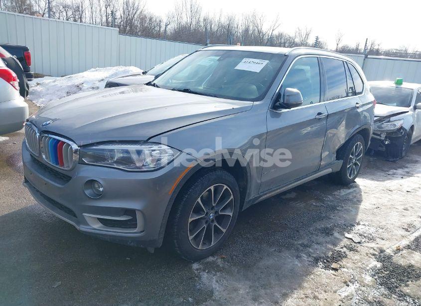 Photo 2 of 2017 Bmw X5 XDRIVE35I (VIN 5UXKR0C37H0X77970)