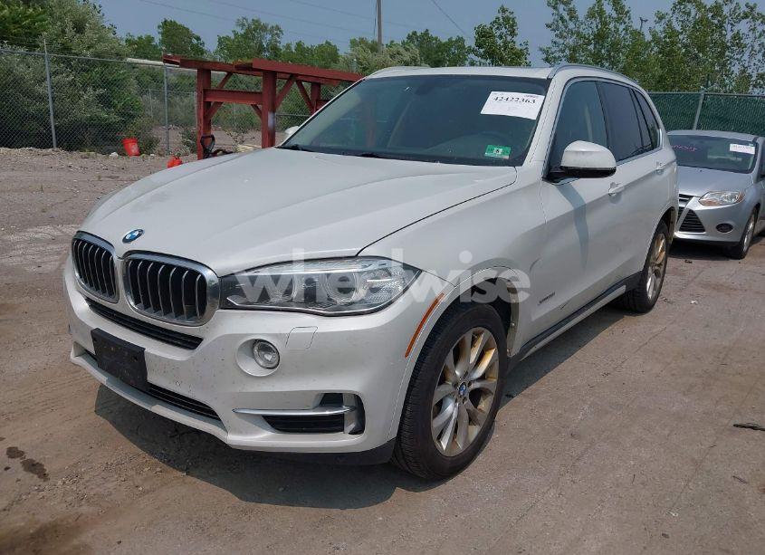 Photo 2 of 2015 Bmw X5 XDRIVE35I (VIN 5UXKR0C50F0K52375)