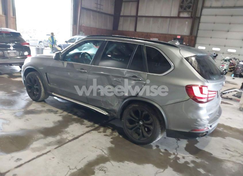 Photo 3 of 2016 Bmw X5 XDRIVE35I (VIN 5UXKR0C50G0S86141)