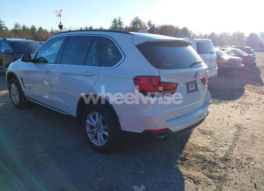Photo 3 of 2015 Bmw X5 XDRIVE35I (VIN 5UXKR0C51F0P04270)