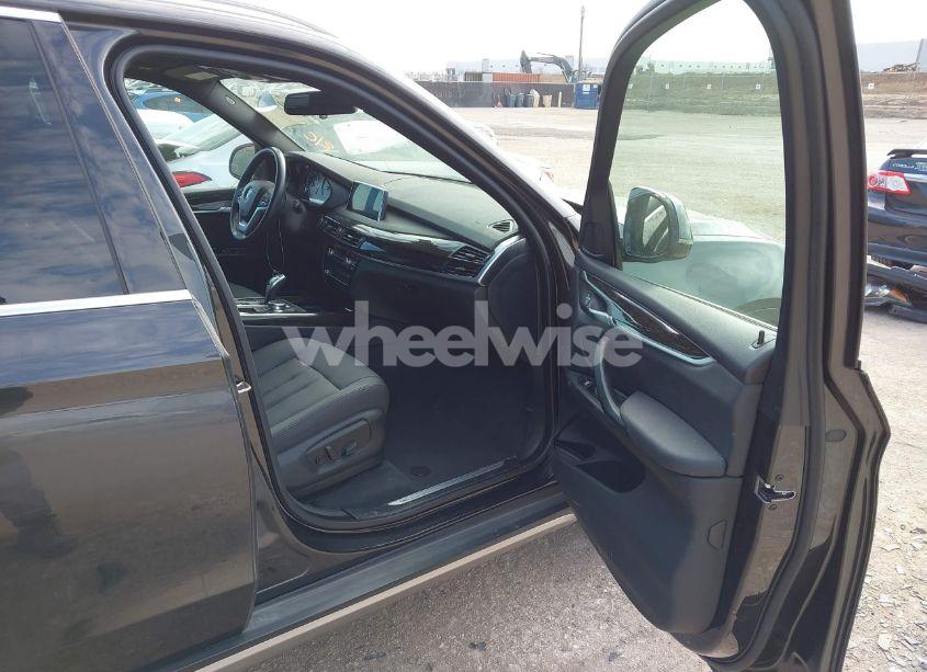 Photo 5 of 2018 Bmw X5 XDRIVE35I (VIN 5UXKR0C5XJ0Y04716)