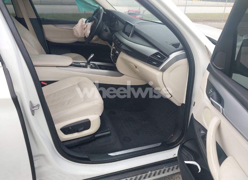 Photo 5 of 2015 Bmw X5 SDRIVE35I (VIN 5UXKR2C53F0H37625)