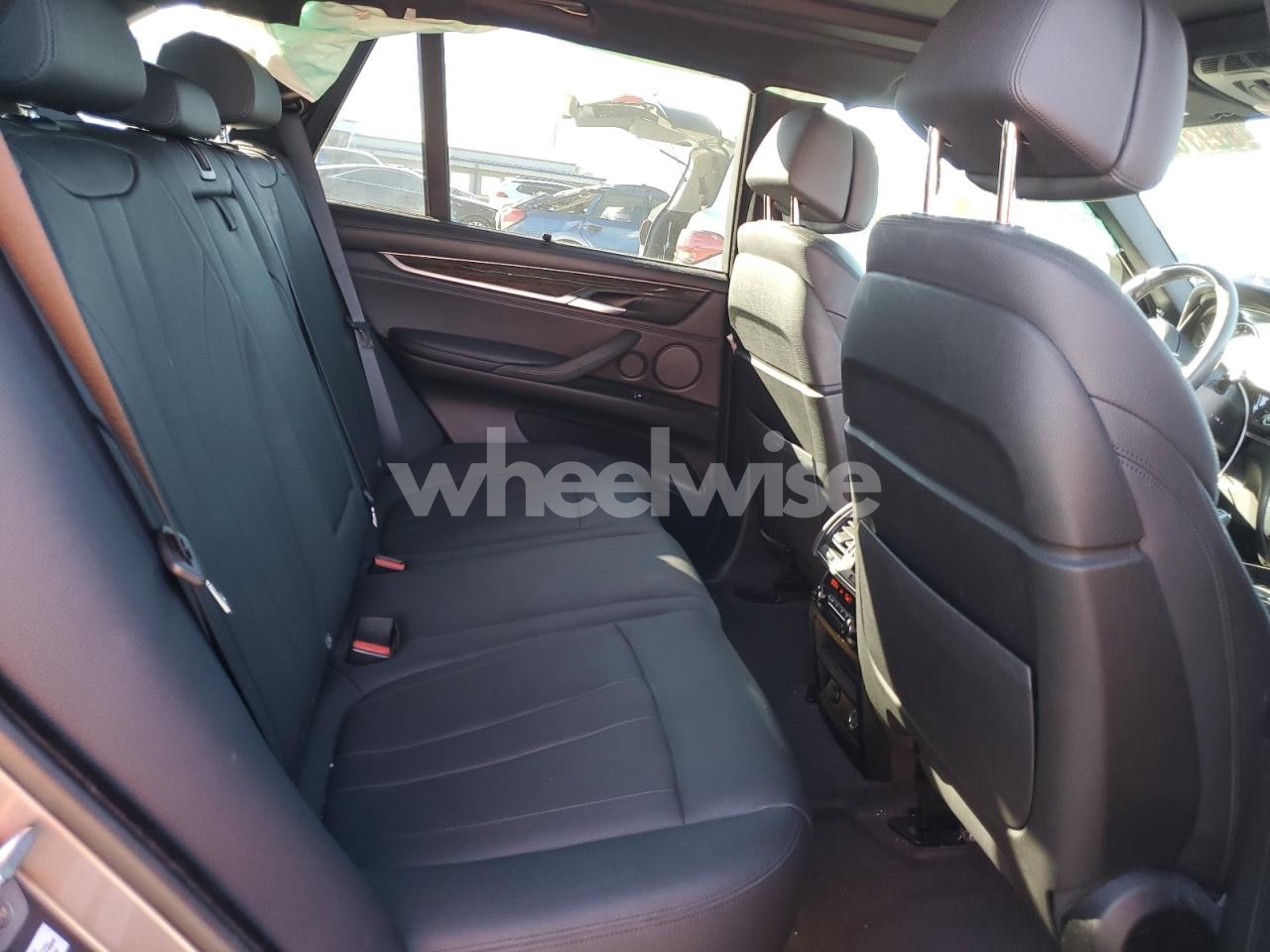 Photo 11 of 2017 BMW X5 XDRIVE50I (VIN 5UXKR6C30H0J84910)