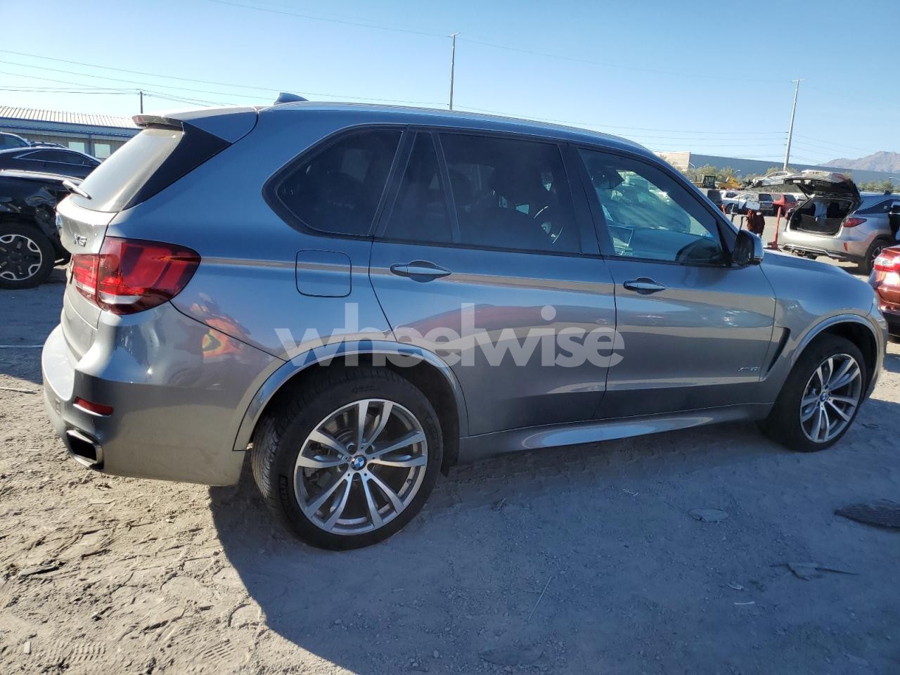 Photo 3 of 2017 BMW X5 XDRIVE50I (VIN 5UXKR6C30H0J84910)