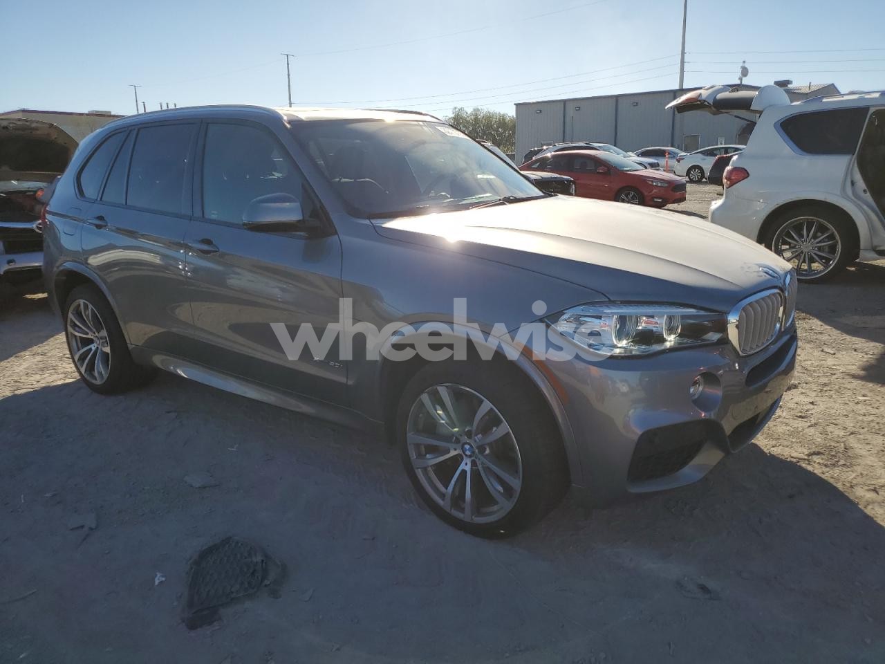 Photo 4 of 2017 BMW X5 XDRIVE50I (VIN 5UXKR6C30H0J84910)