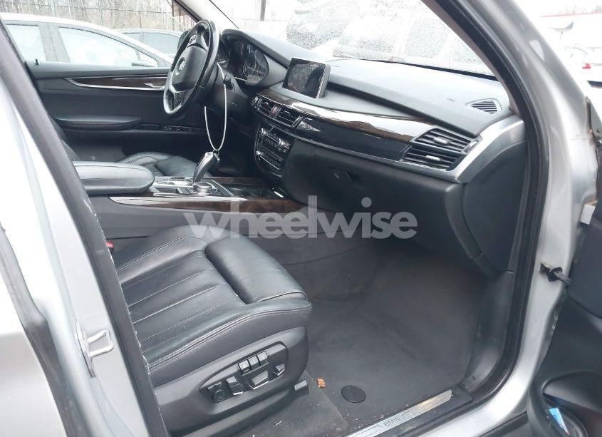 Photo 5 of 2016 Bmw X5 XDRIVE50I (VIN 5UXKR6C53G0J83329)