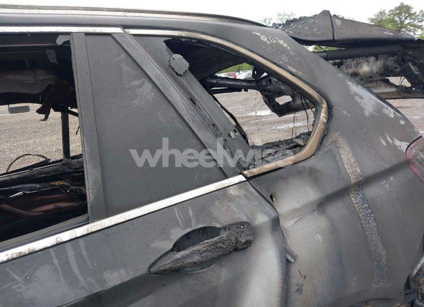 Photo 16 of 2018 Bmw X5 XDRIVE50I (VIN 5UXKR6C56J0U15798)