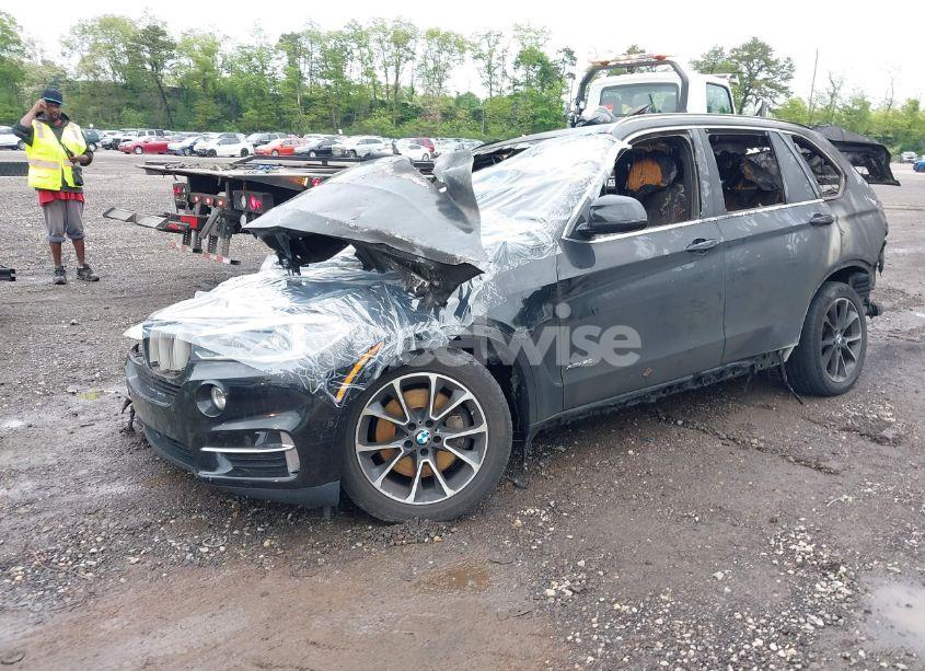 Photo 2 of 2018 Bmw X5 XDRIVE50I (VIN 5UXKR6C56J0U15798)