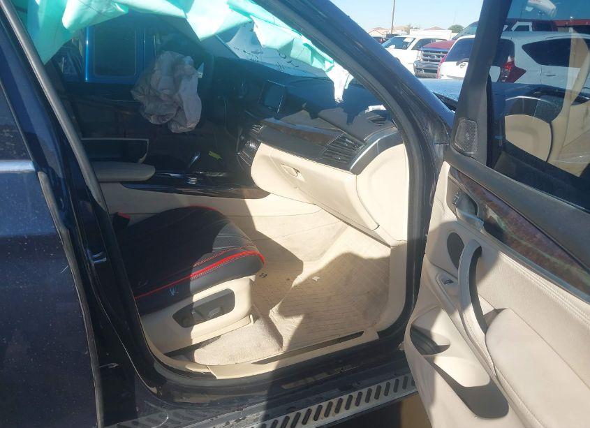 Photo 5 of 2015 Bmw X5 XDRIVE35D (VIN 5UXKS4C55F0N09462)