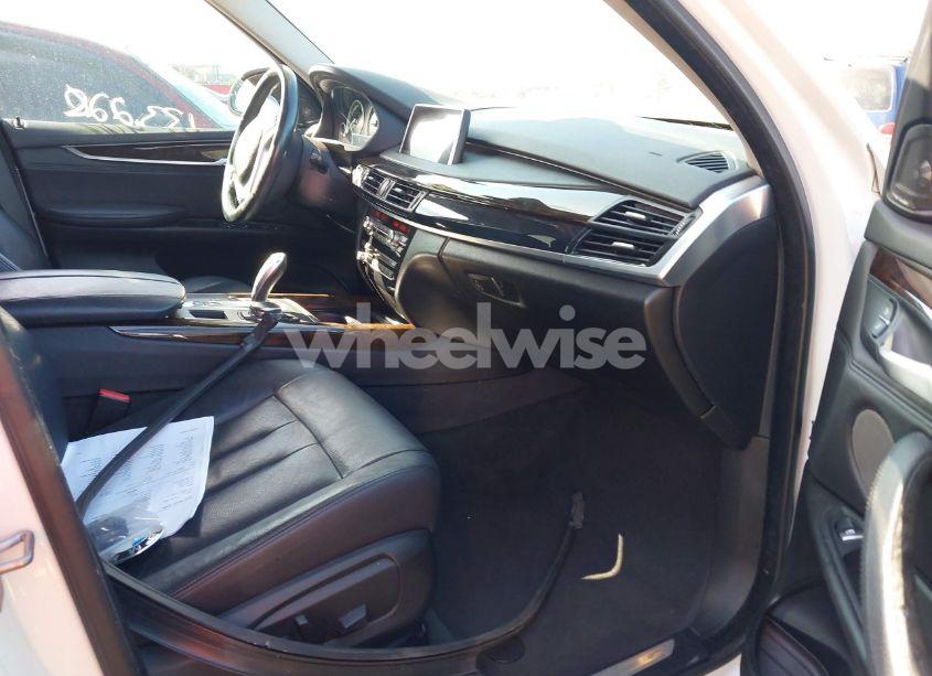 Photo 5 of 2015 Bmw X5 XDRIVE35D (VIN 5UXKS4C56F0N06635)