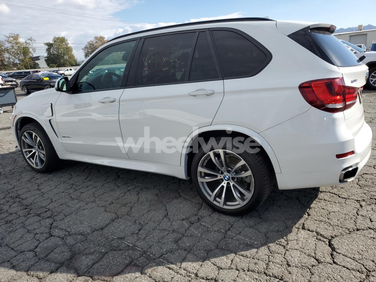 Photo 2 of 2016 BMW X5 XDR40E (VIN 5UXKT0C55G0S79557)