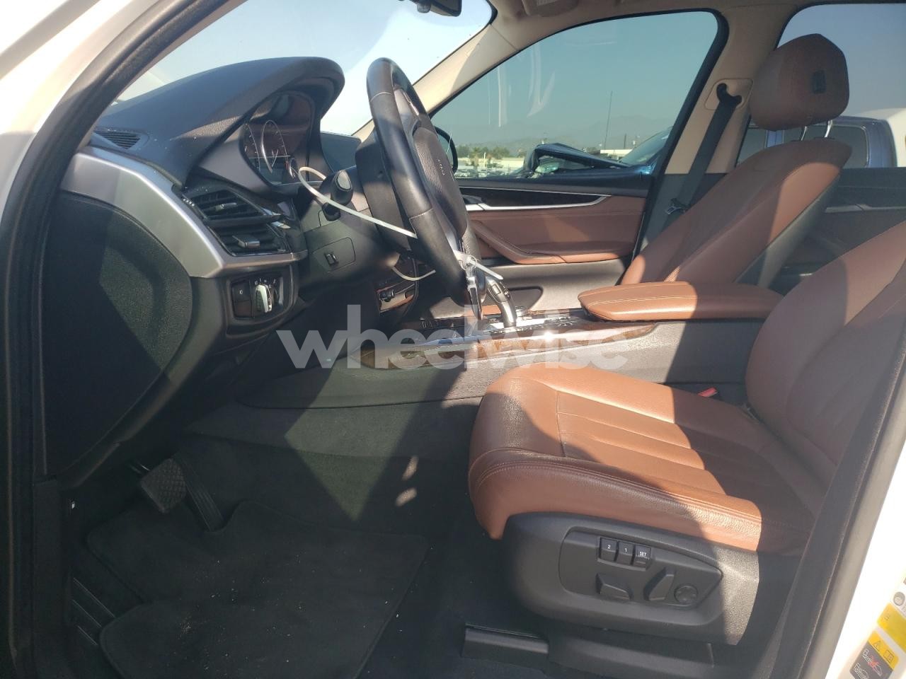 Photo 7 of 2016 BMW X5 XDR40E (VIN 5UXKT0C58G0F75479)