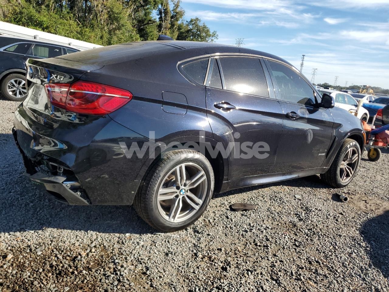 Photo 3 of 2017 BMW X6 XDRIVE35I (VIN 5UXKU2C34H0X47626)
