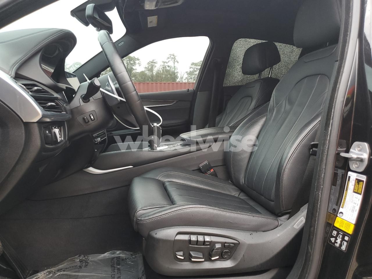 Photo 7 of 2017 BMW X6 XDRIVE35I (VIN 5UXKU2C37H0U29340)