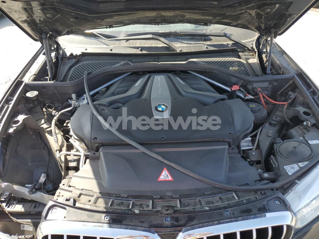 Photo 12 of 2019 BMW X6 XDRIVE50I (VIN 5UXKU6C52KLP60647)