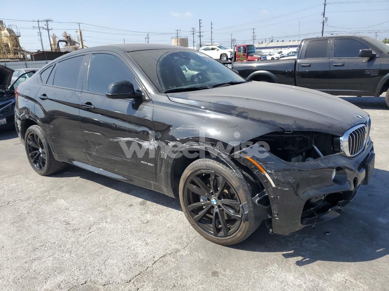 Photo 4 of 2019 BMW X6 XDRIVE50I (VIN 5UXKU6C52KLP60647)