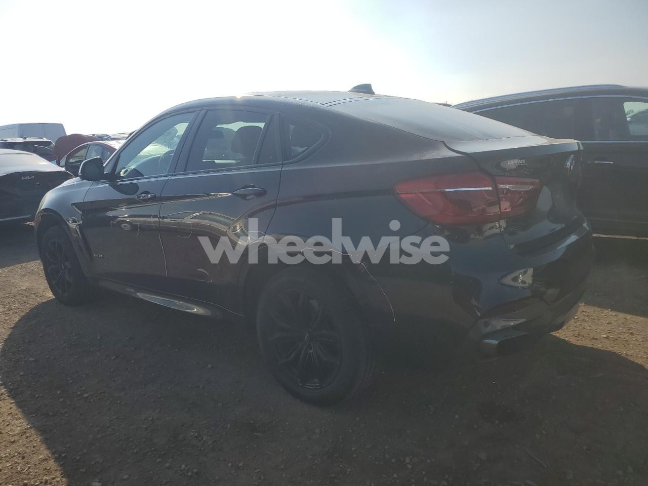 Photo 2 of 2016 BMW X6 XDRIVE50I (VIN 5UXKU6C57G0R34236)
