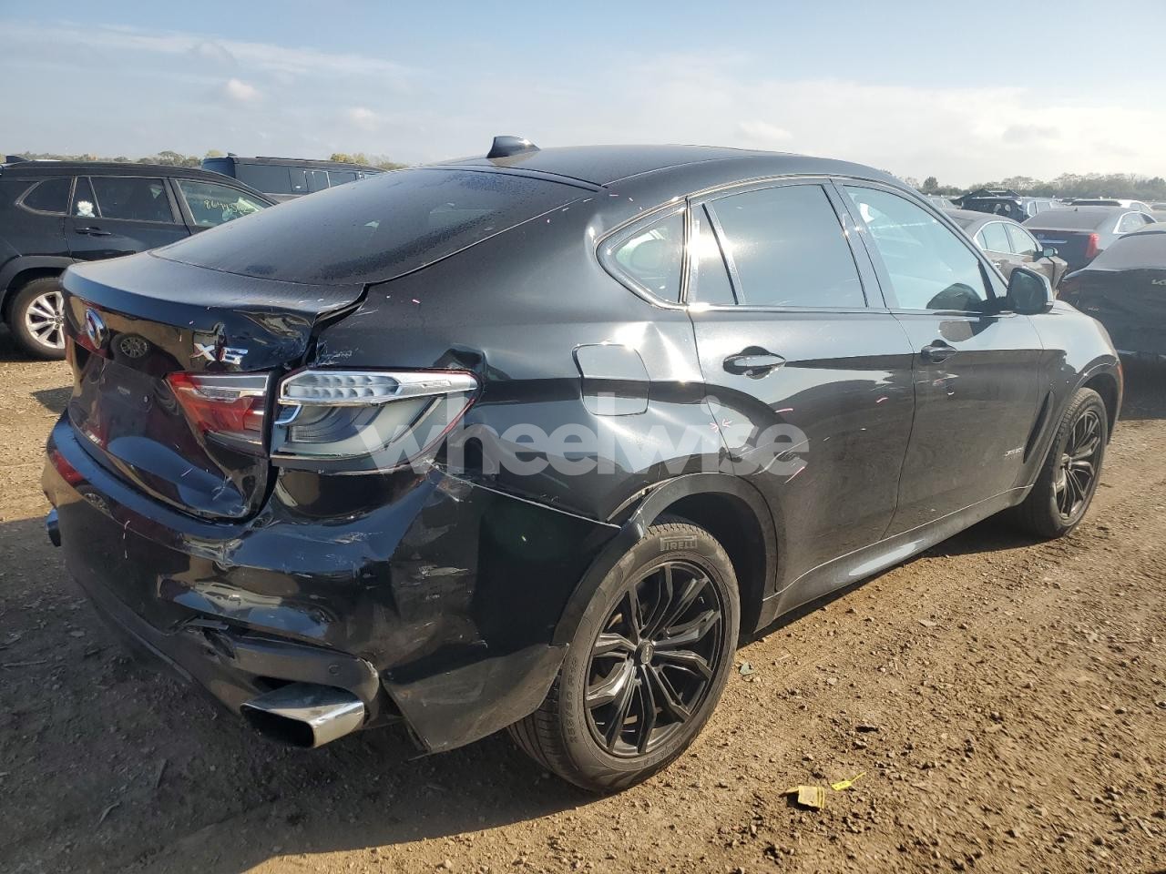 Photo 3 of 2016 BMW X6 XDRIVE50I (VIN 5UXKU6C57G0R34236)