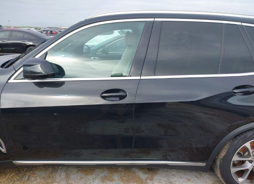 Photo 13 of 2023 Bmw X5 PHEV XDRIVE45E (VIN 5UXTA6C03P9P30322)