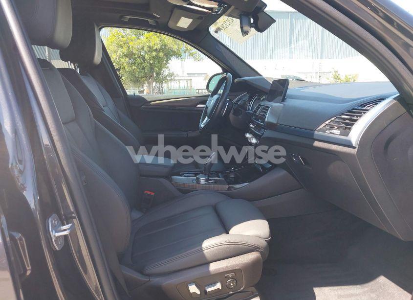 Photo 5 of 2019 Bmw X3 SDRIVE30I (VIN 5UXTR7C50KLF37747)