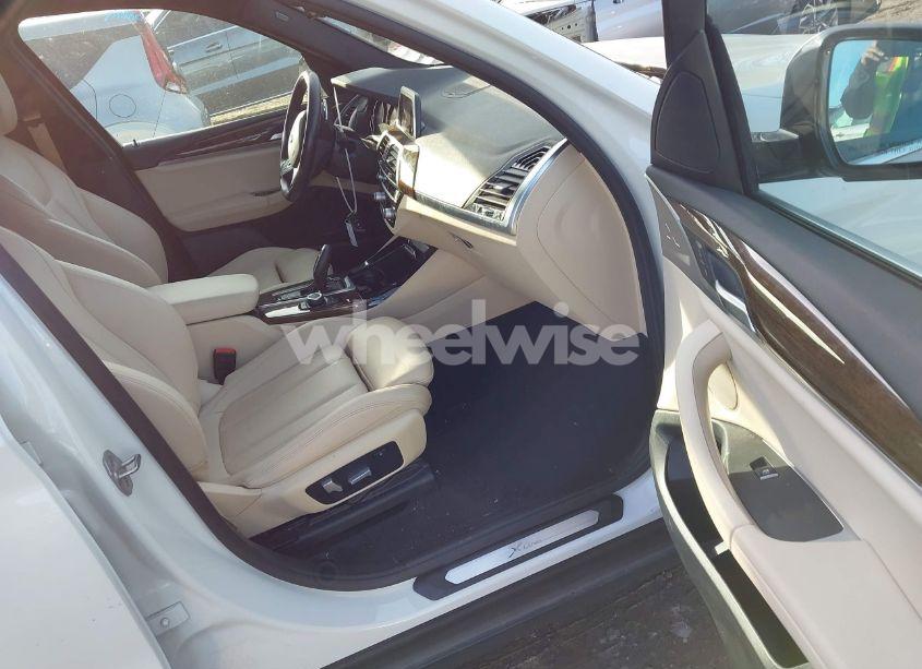 Photo 5 of 2019 Bmw X3 SDRIVE30I (VIN 5UXTR7C50KLR49521)