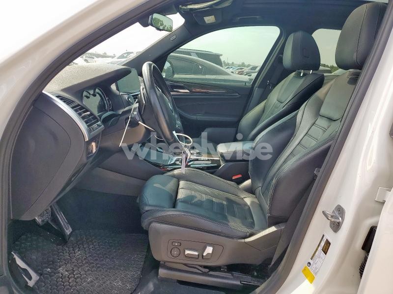 Photo 13 of 2019 BMW X3 SDRIVE30I (VIN 5UXTR7C51KLF25428)