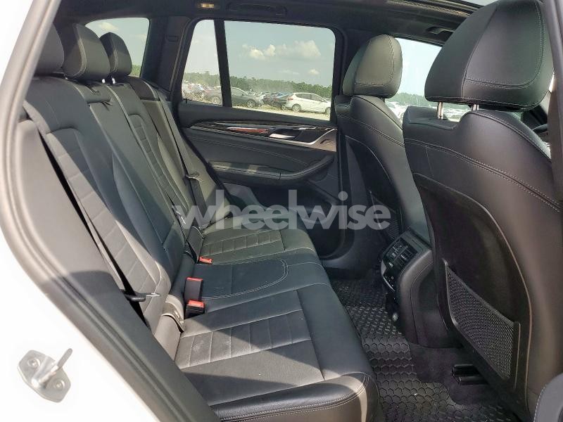 Photo 4 of 2019 BMW X3 SDRIVE30I (VIN 5UXTR7C51KLF25428)