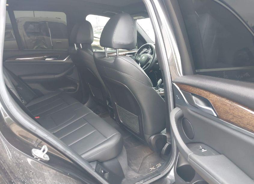 Photo 8 of 2019 Bmw X3 SDRIVE30I (VIN 5UXTR7C51KLR50354)