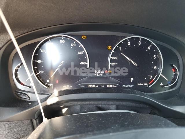 Photo 3 of 2019 BMW X3 SDRIVE30I (VIN 5UXTR7C53KLR46628)