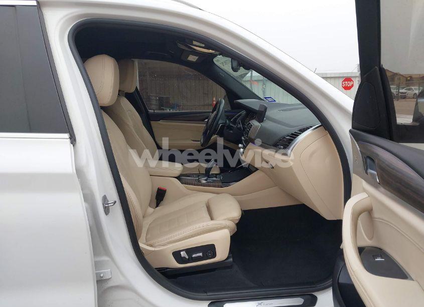 Photo 5 of 2019 Bmw X3 SDRIVE30I (VIN 5UXTR7C54KLR52549)