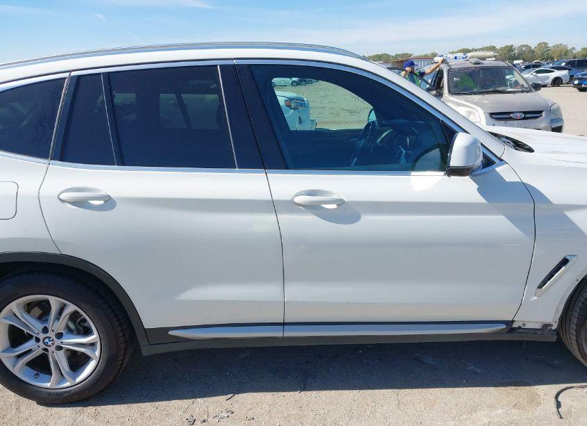 Photo 13 of 2019 Bmw X3 SDRIVE30I (VIN 5UXTR7C56KLR43805)