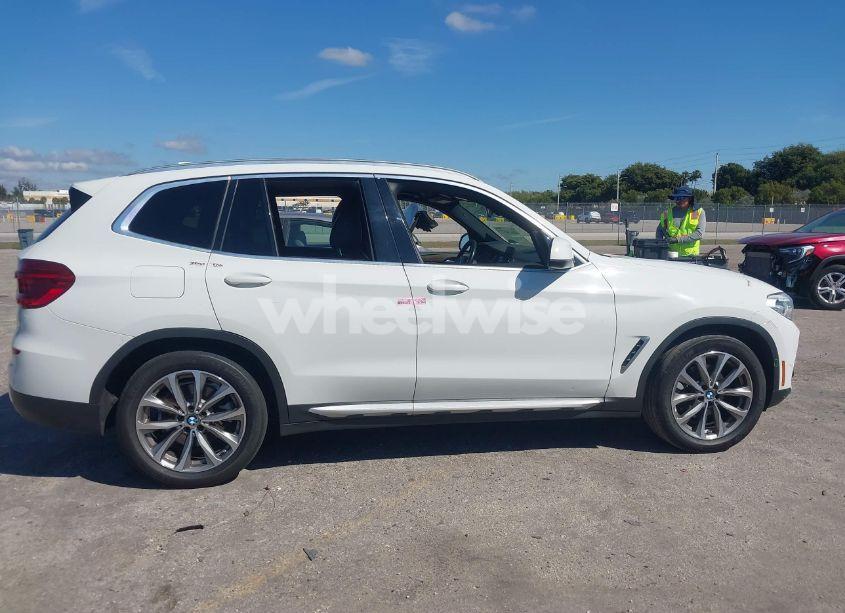 Photo 13 of 2019 Bmw X3 SDRIVE30I (VIN 5UXTR7C59KLA48439)
