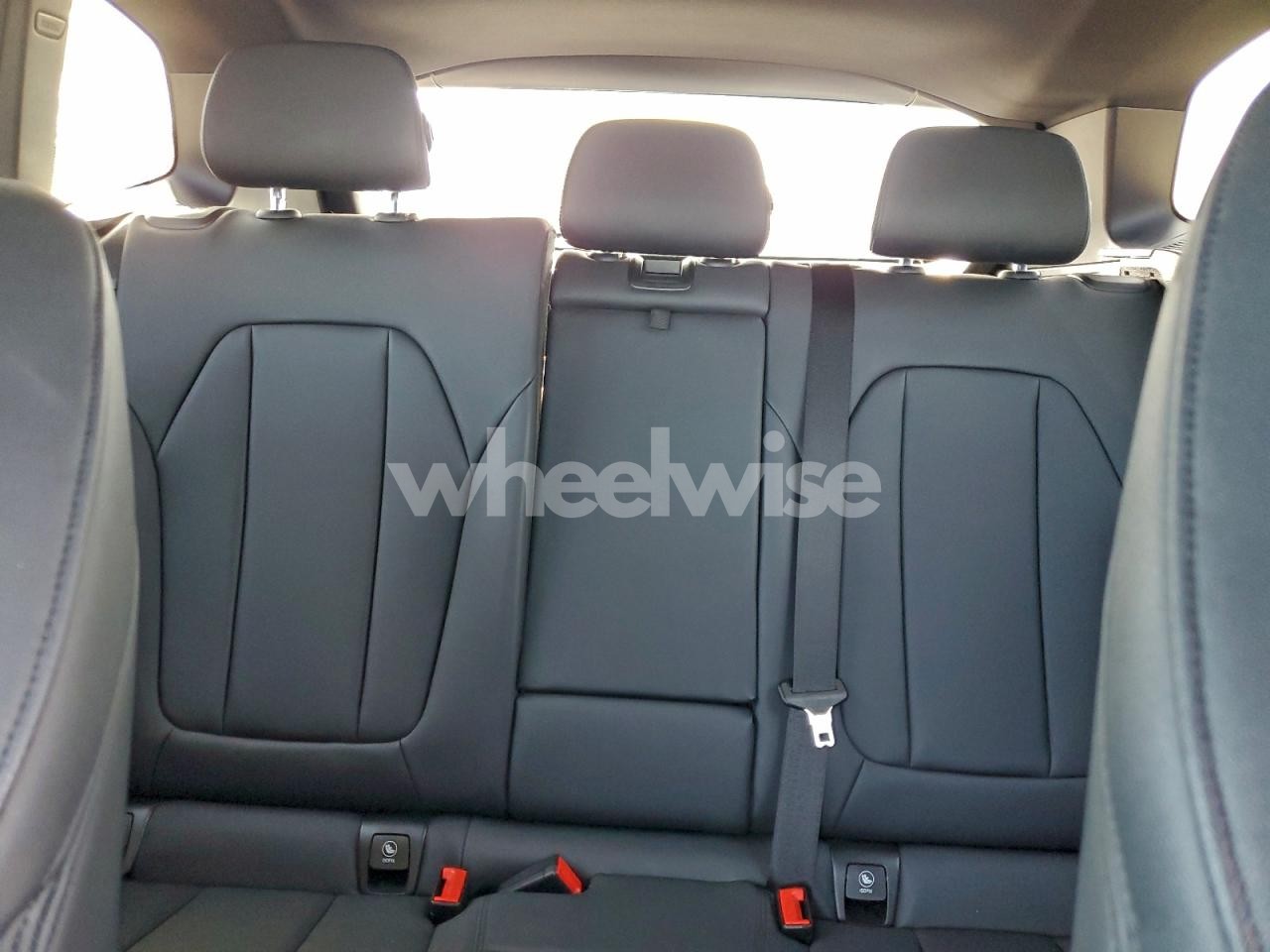 Photo 10 of 2019 BMW X3 SDRIVE30I (VIN 5UXTR7C5XKLF30546)