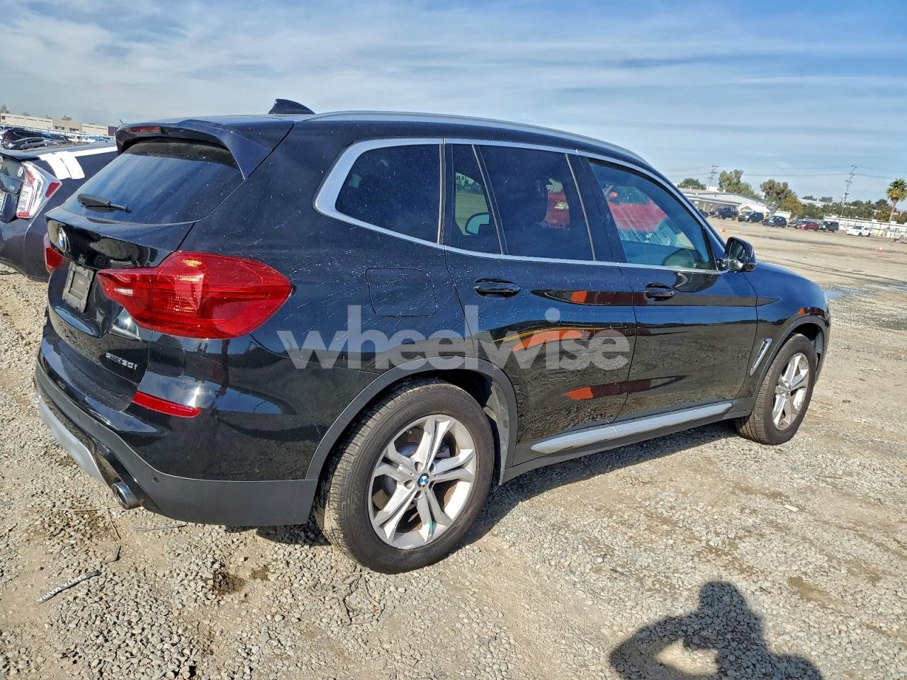 Photo 3 of 2019 BMW X3 SDRIVE30I (VIN 5UXTR7C5XKLF30546)