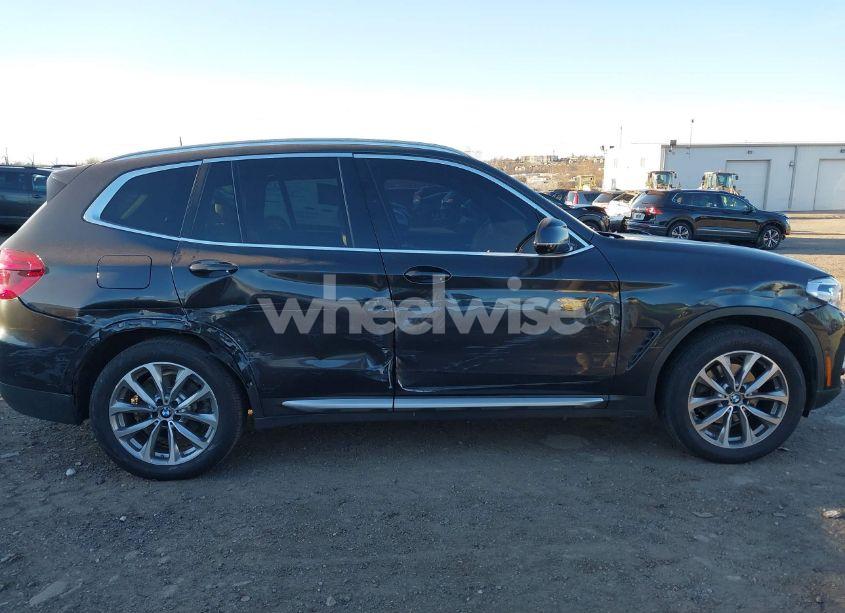 Photo 13 of 2019 Bmw X3 SDRIVE30I (VIN 5UXTR7C5XKLF36136)