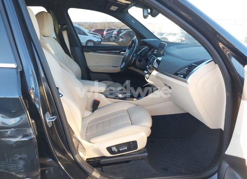 Photo 5 of 2019 Bmw X3 SDRIVE30I (VIN 5UXTR7C5XKLF36136)