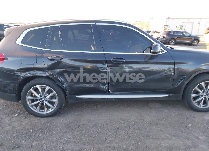 Photo 6 of 2019 Bmw X3 SDRIVE30I (VIN 5UXTR7C5XKLF36136)