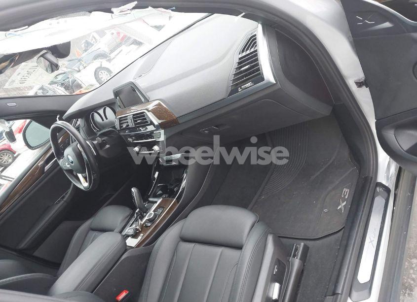 Photo 5 of 2019 Bmw X3 XDRIVE30I (VIN 5UXTR9C50KLE20441)